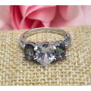 Silver Tone Cocktail Fashion Ring Clear & Iridescent Crystals Size 7 MINT